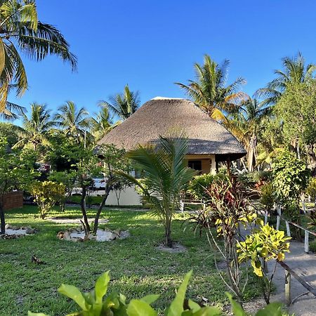 Vilancool Beach Resort Vilanculos Exteriör bild