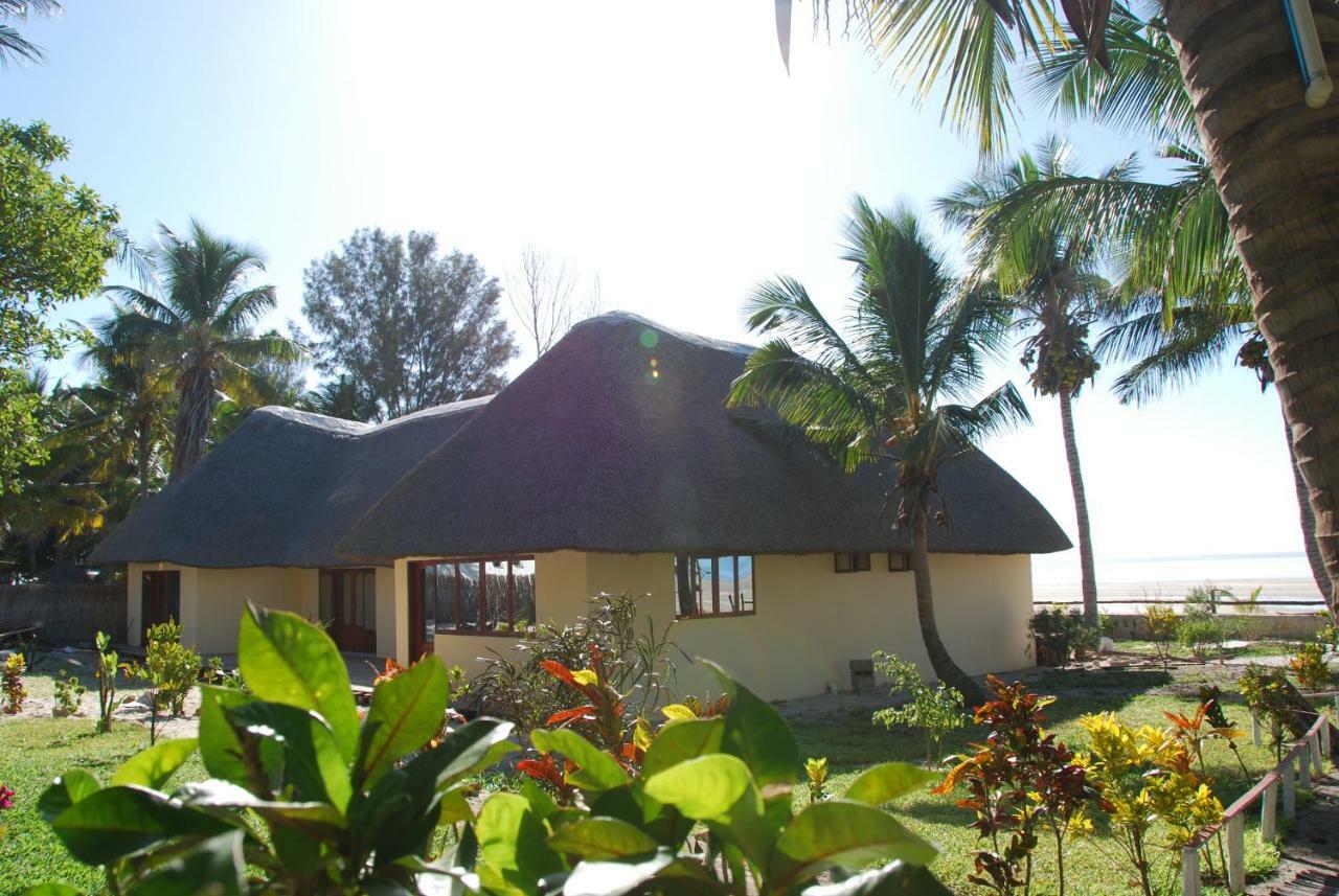 Vilancool Beach Resort Vilanculos Exteriör bild