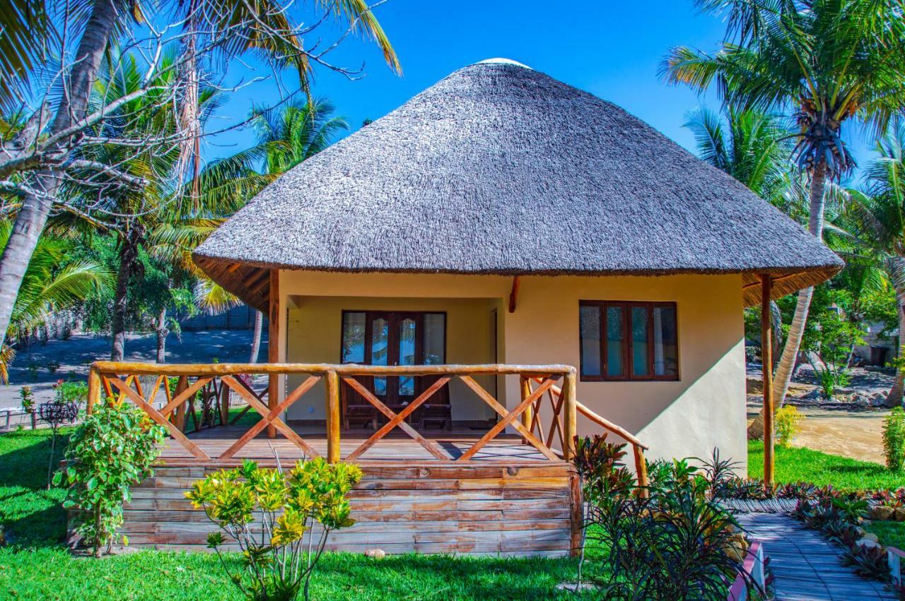 Vilancool Beach Resort Vilanculos Exteriör bild